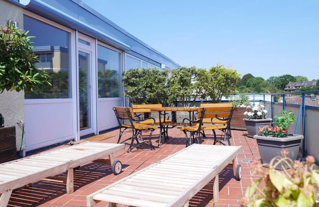 Apartment 'Penthouse Laboe' with Sea View, Private Terrace and Wi-Fi