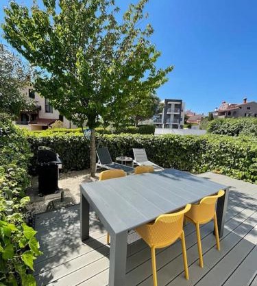 Apartment Pinea Mare