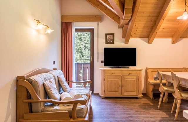 Apartment Prapoz Typ E with Mountain View, Wi-Fi & Balcony