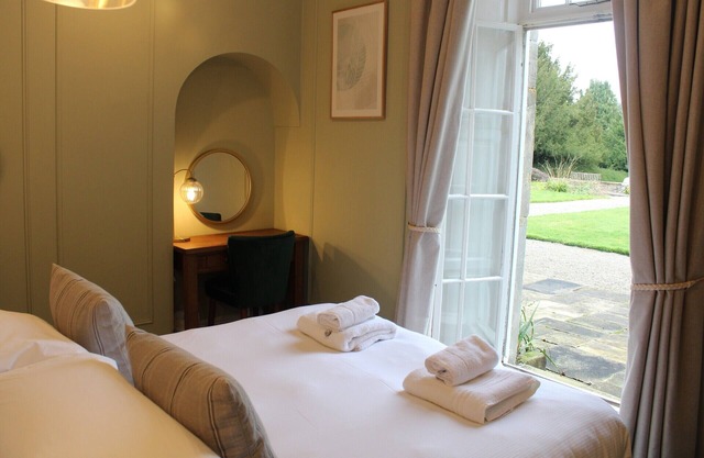 Apartment-Private Bathroom-Mowbray