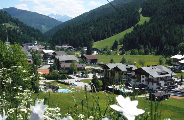 Apartment right on the ski slope with two separate bathrooms