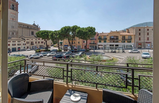 Apartment 'Sandrina' with Balcony, Wi-Fi and Air Conditioning