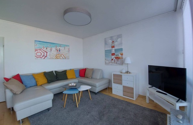 Apartment 'Segelparadies Mit Ostseeblick' with Sea View, Balcony and Wi-Fi