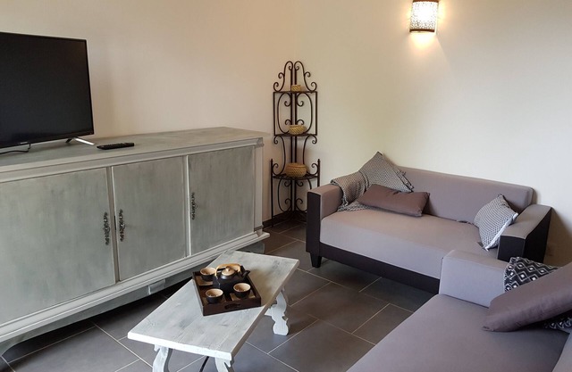 Apartment 'Serra-di-ferro Corse' with Balcony and Wi-Fi