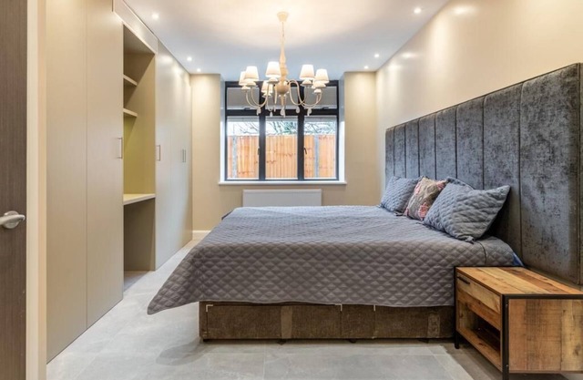 Apartment - Sleeps 2 & Free Parking