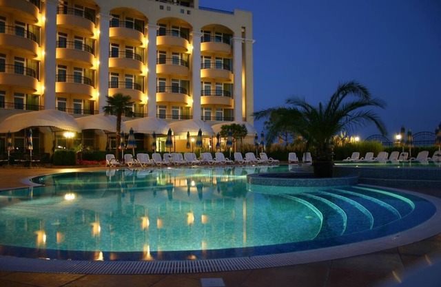 ♡ Apartment, Sunset Resort Pomorie for couples/для пар