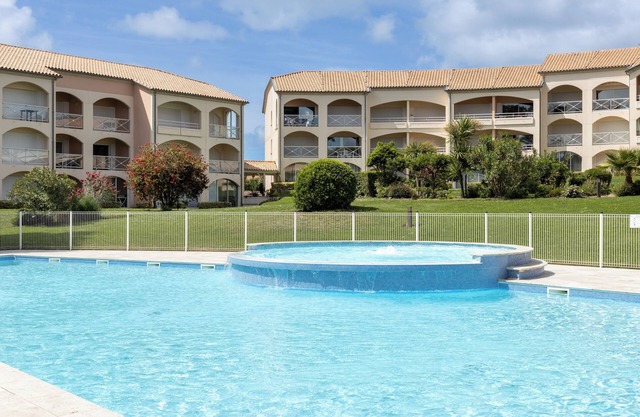 Apartment T3 Golf with Pool, Terrace & Garden