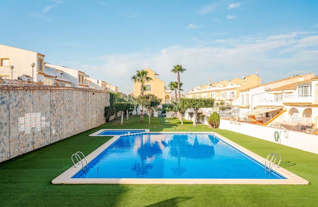 Apartment 'Tranquilo Para Familias Con' with Sea View, Wi-Fi and Air Conditioning