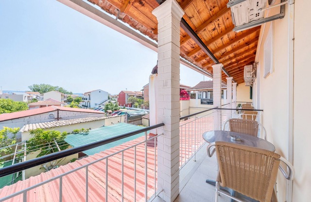 Apartment 'Two Bedroom 2' with Balcony, Wi-Fi and Air Conditioning