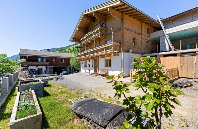 Apartment Uttendorf near Ski Slopes