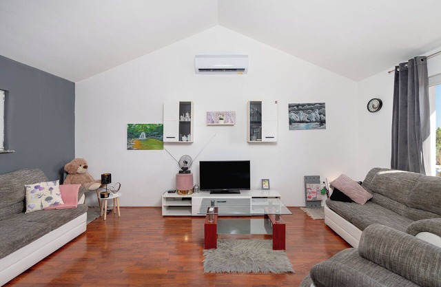 Apartment Villageway (99621-A1) - Pridraga (Novigrad)