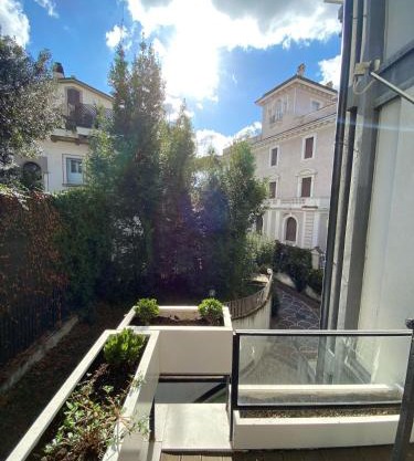 Apartment Villa Borghese with terrace