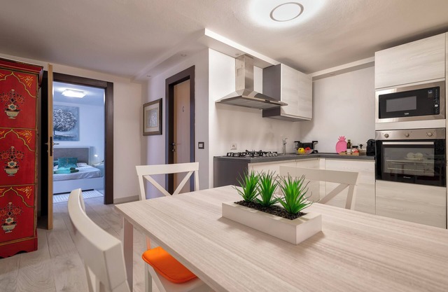 Apartment 'Villa Terranova' with Shared Terrace, Wi-Fi and Air Conditioning
