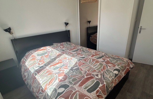 Apartment with balcony, close to lake and forest. Pets welcome!