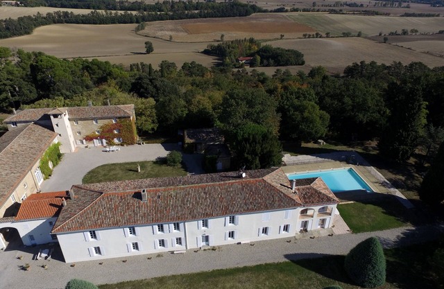 Apartment with Duplex Alcove at Domaine La Ginelle