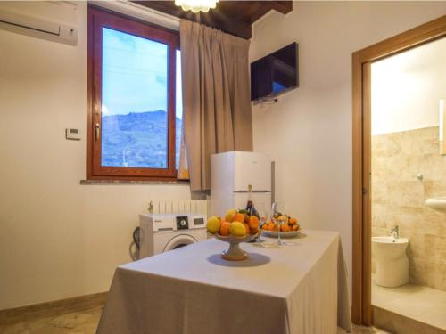 Apartment with Jacuzzi near Etna