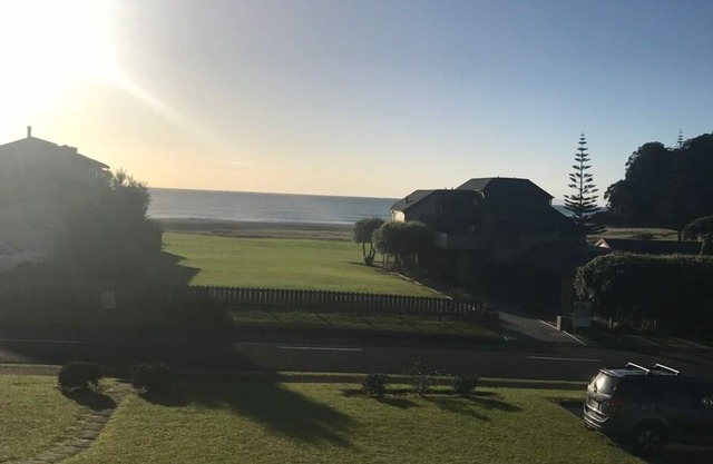 Apartment with Ocean Views