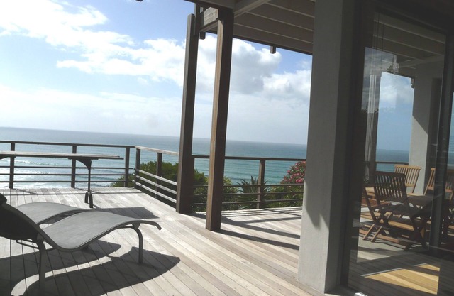 Apartment with stunning sea views