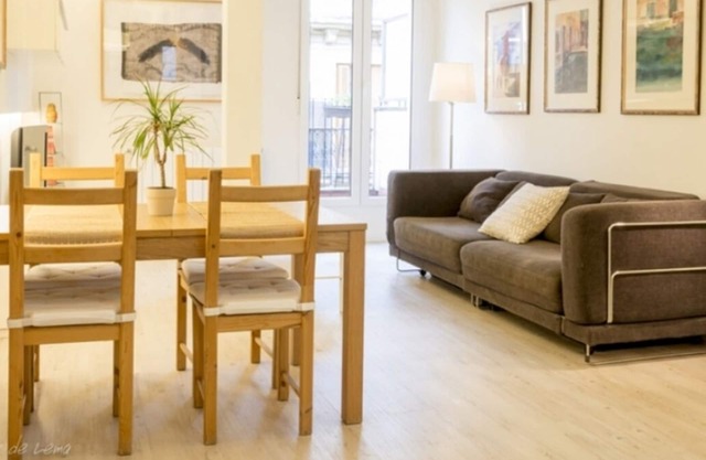 Apartment with terrace very close to La Concha beach