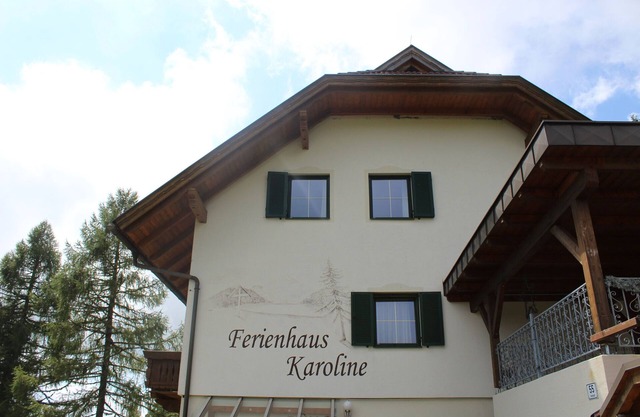 Apartment 'Wohnung 2' with Mountain View, Shared Terrace and Shared Garden
