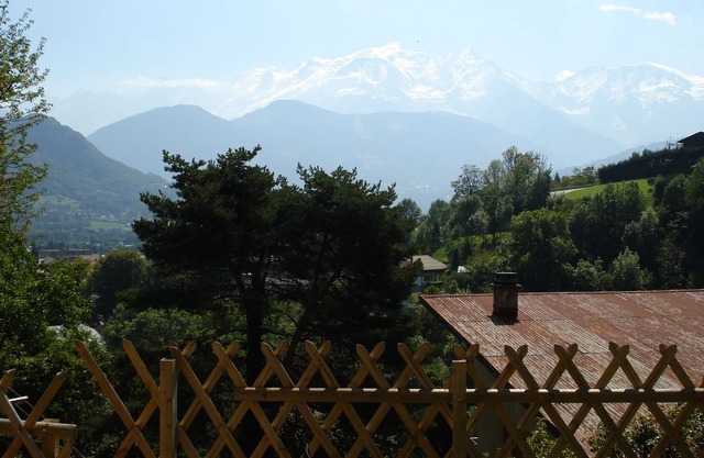 Apartments 70m2 Sallanches 200m2 Garden - Panoramic view of Mt-Blanc