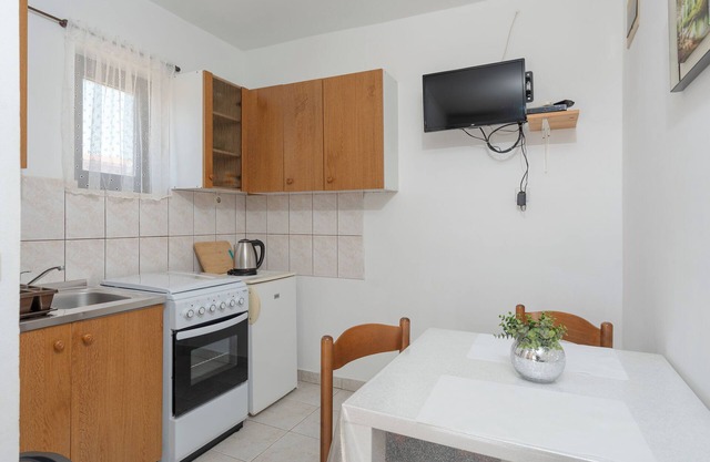 Apartments Sanja (13501-A1) - Povljana - island Pag