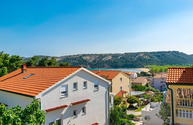 Apartments Miranda (89931-A1) - Lopar - island Rab