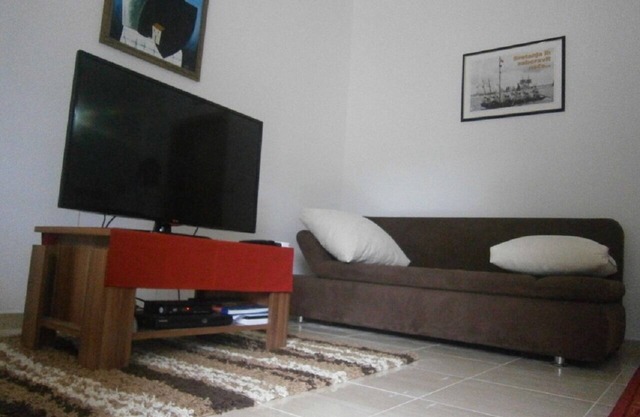 Apartments Niki (107571-A1) - Blace (Opuzen)