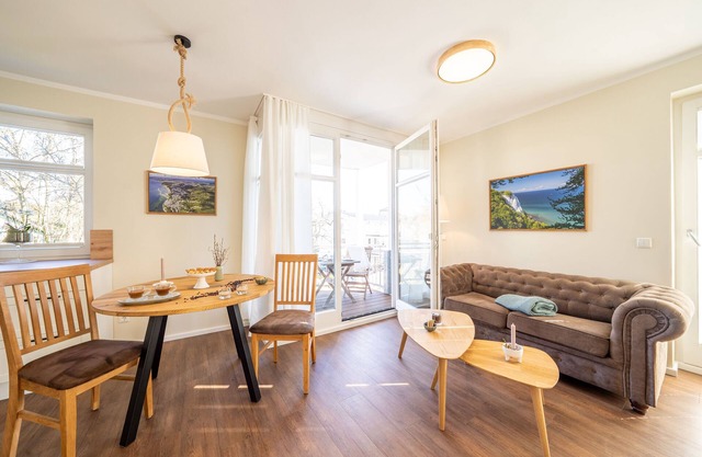 App. 4 - Sea urchins - Villa Am Steinbach in the historic center - 150m to the Baltic Sea