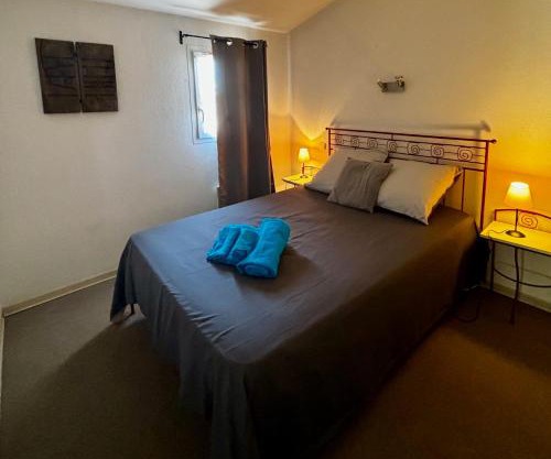 Apparemment 4 personnes 449 les Jasses de Camargue