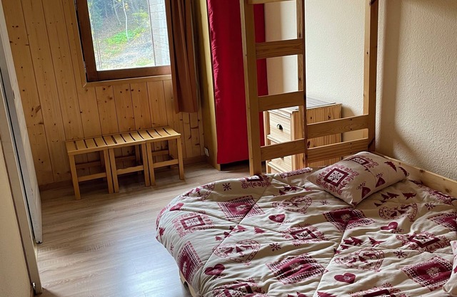 Apparently seen tracks