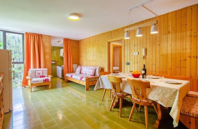 Appartamento Antermoia by Interhome