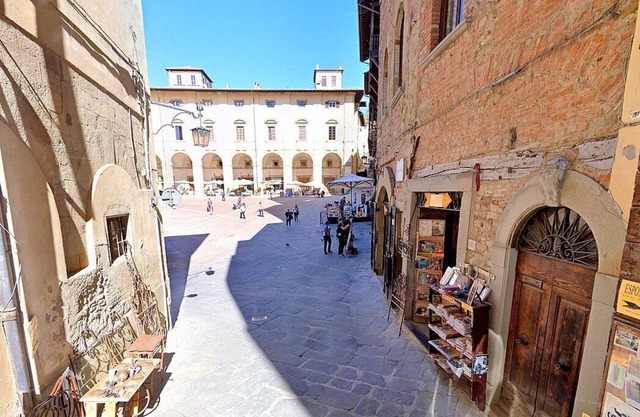 Appartamento Vasaria B: A graceful studio apartment located in the historic center of Arezzo, with Free WI-FI.