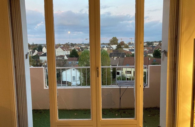 Appartement Chaleureux à Proximité de Paris