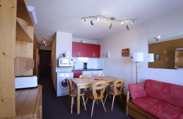Appartement 4 pièces, 8 couchages à 300m des pistes - Auris en Oisans - FR-1-297-46