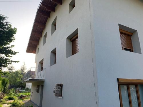 Appartement 4 pièces dans une maison au calme