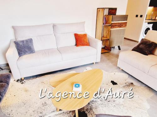 Appartement 8 pers, 86m², à 50m des pistes et commerces à Montalbert, parking et wifi inclus - FR-1-755-14