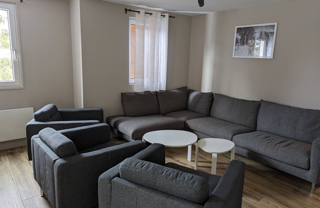 Appartement au Village1800. Le Meije 11 A1 Situé à 50m du Télésiège du Village
