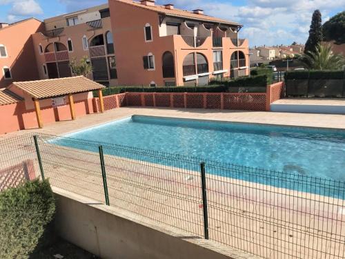 Appartement cosy à Canet-en-Roussillon de 25 m² avec terrasse