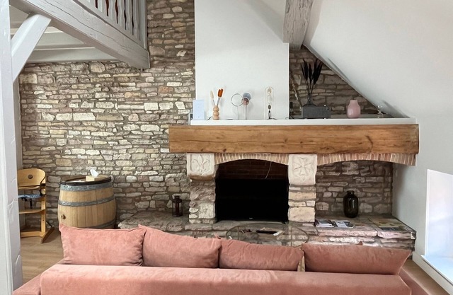 Appartement de Charme et Spacieux, Équipé de la Climatisation et D'un Sauna