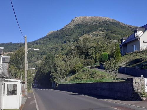APPARTEMENT EN DUPLEX " LA DORDOGNE" dans maison individuelle