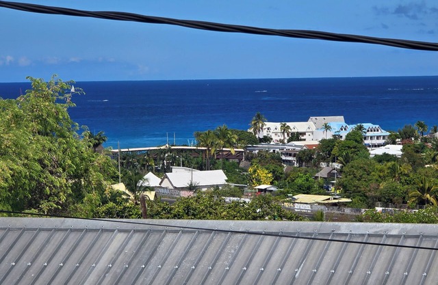 Appartement La Terrasse - Magnificent view of Saint-Gilles les Bains