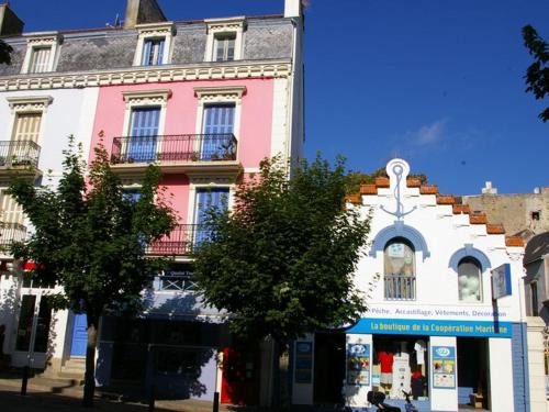 Appartement Le Palais, 3 pièces, 4 personnes - FR-1-418-83