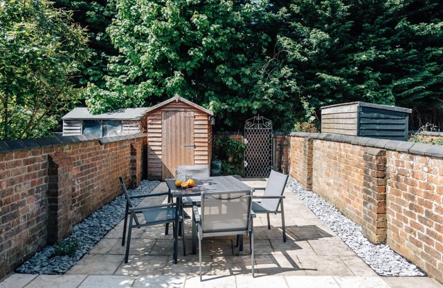 Apple Blossom - From 125 Per Night