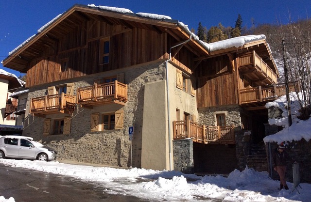 Apt 125 m2 in renovated cottage, 5 minutes walk from the Paradiski ski lifts