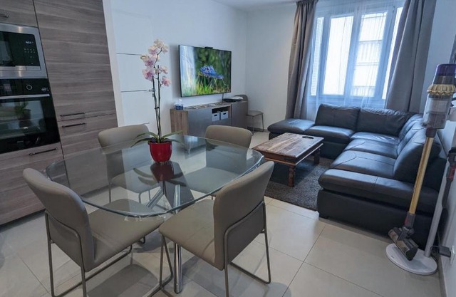 Apt 2 Chambres - Direct Gare Part-Dieu, Lyon - Ascenseur & Wi-Fi Gratuit