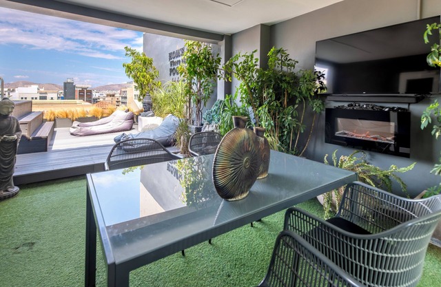 Aqua Bliss Piraeus - Private Jacuzzi & Luxury Stay