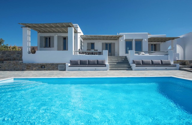 AQUA retreat in Paros with private pool, stunning sea view, near sandy beaches