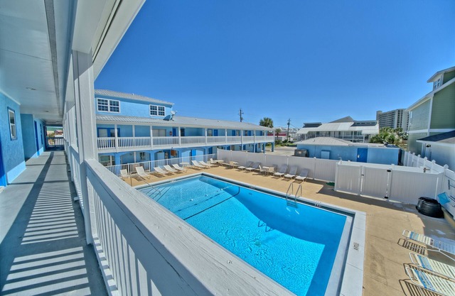 Aqua View Motel