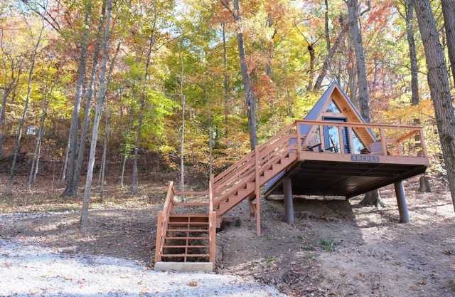Arches/Rustic Lakeview Cabin- 2 Person A-Frame